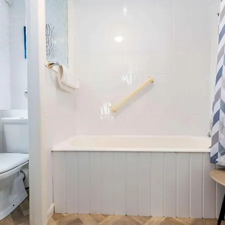 Jonsib Feriehus *